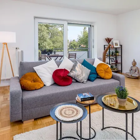 2og Links Helle 70m 2-zimmer Naehe Salzburg By Interhome Freilassing