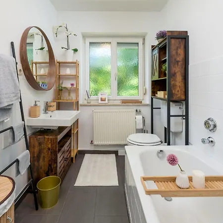 Apartmán 2og Links Helle 70m 2-zimmer Naehe Salzburg By Interhome