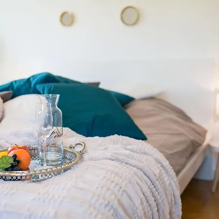 Apartmán 2og Links Helle 70m 2-zimmer Naehe Salzburg By Interhome