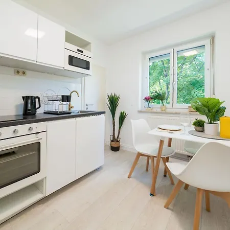 2og Links Helle 70m 2-zimmer Naehe Salzburg By Interhome *